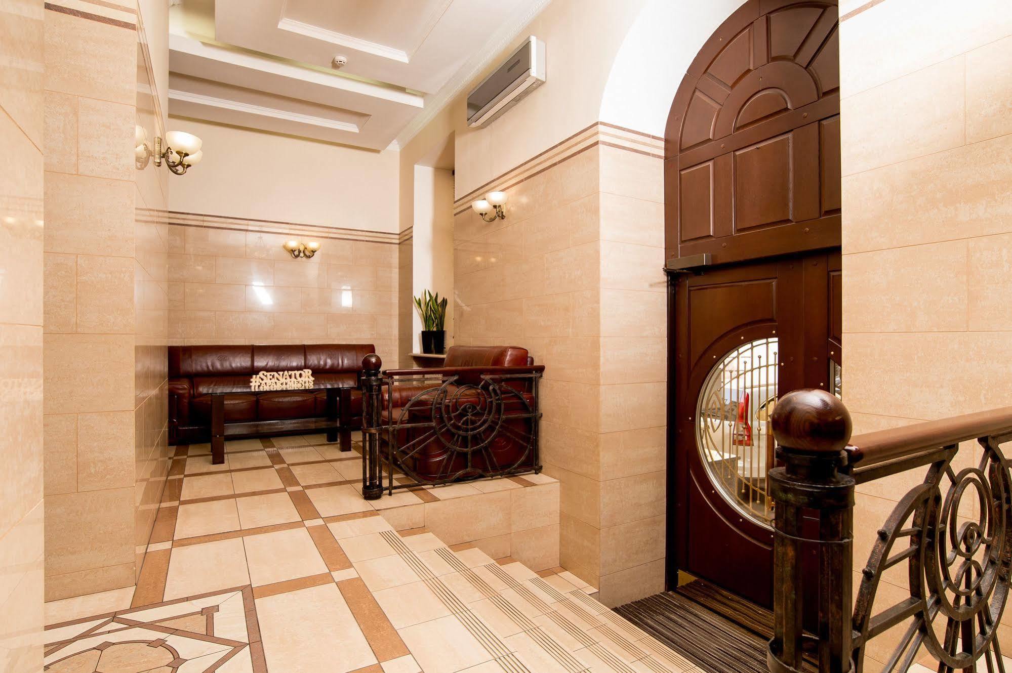 Senator City Center Kiev Bagian luar foto